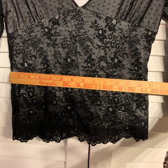 Central Park West New York Black Lace Lined V-Neck Top XS - Picture 5 of 16